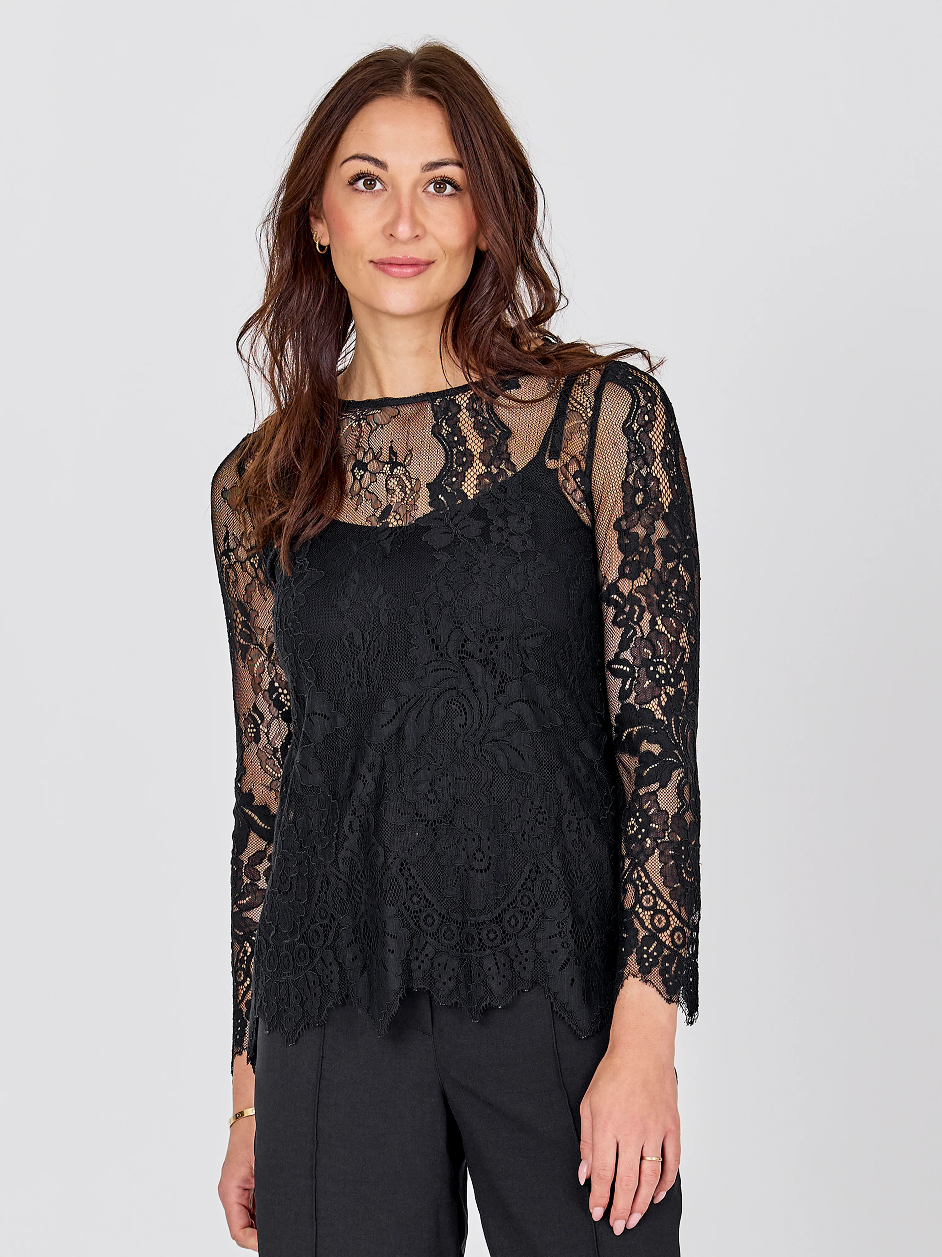 CHARLOTTE Top - Black - Image 2