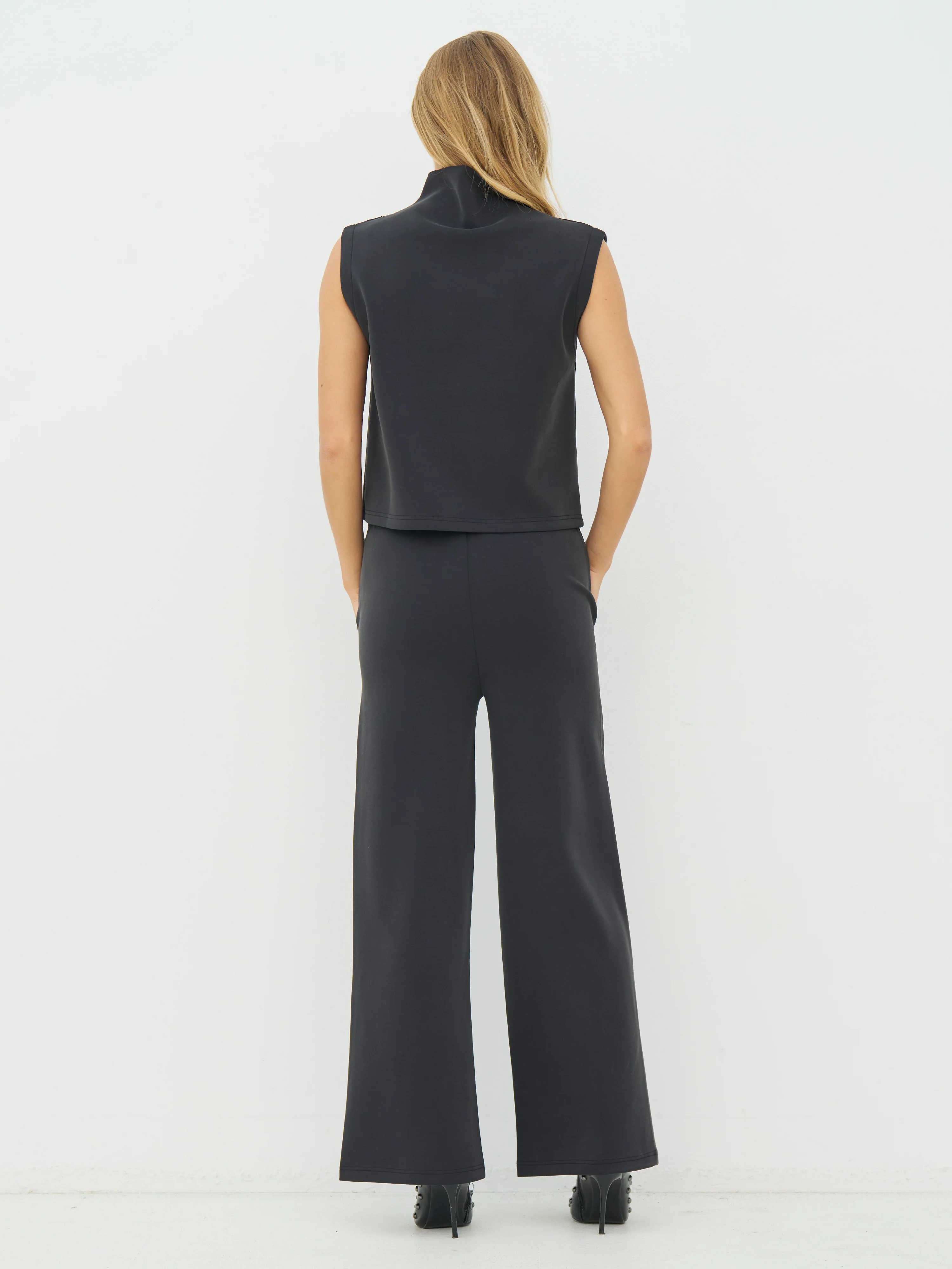 CYRA Top - Black - Image 5