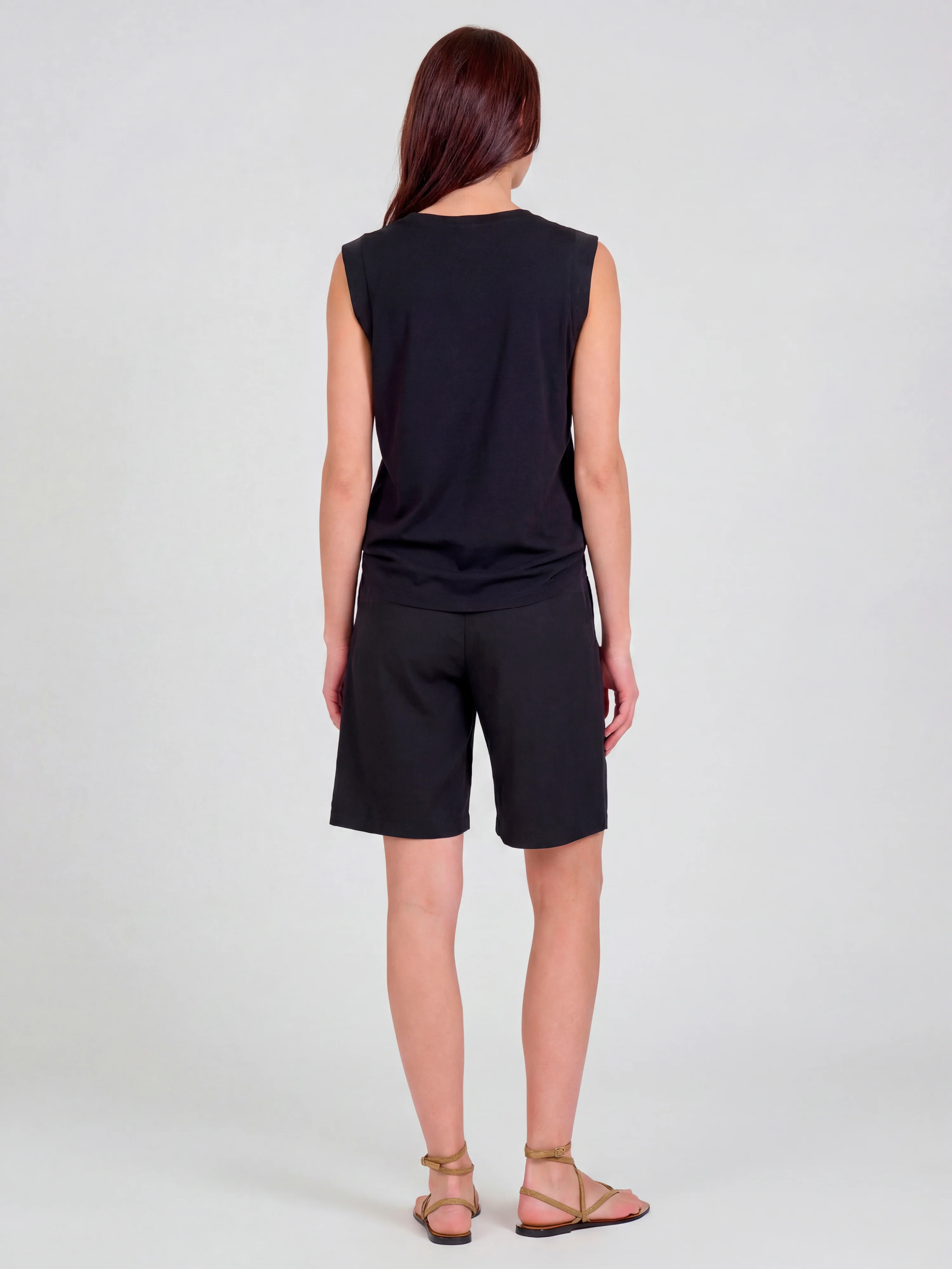 Denise Badia shorts - Black - Image 4